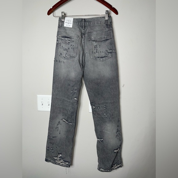 BRAND NEW ZARA Distressed Grey Denim Jeans Size  US 0 UK 32 - Picture 3 of 6